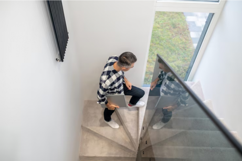 Escada espiral de concreto: descubra como transformar seu espaço com elegância e funcionalidade Escada espiral de concreto: descubra como transformar seu espaço com elegância e funcionalidade