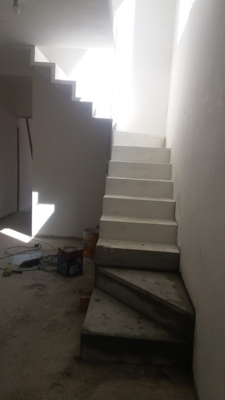 Escada em L Concreto Orçamento Jardim Ipanema - Escada em L Espaço Pequeno