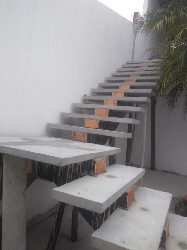 Escada Pré Moldada Viga Central Orçamento Vila Barbosa - Escada Pré Moldada Externa