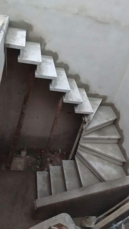 Escadas Caracol de Concreto Valores Suzano - Escada Reta de Concreto