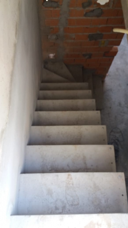 Escadas de Concreto em L Jardim Jaraguá - Escada em L Concreto