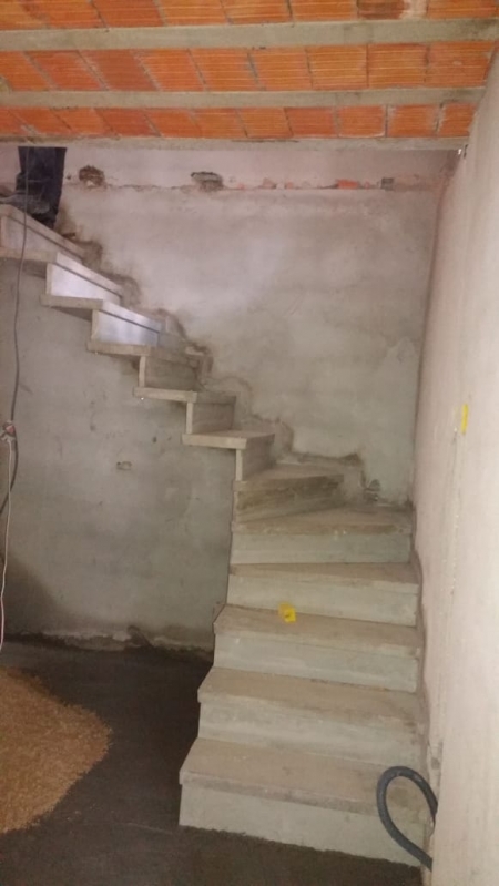 Onde Faz Escada em L Concreto Invernada - Escada em L Externa
