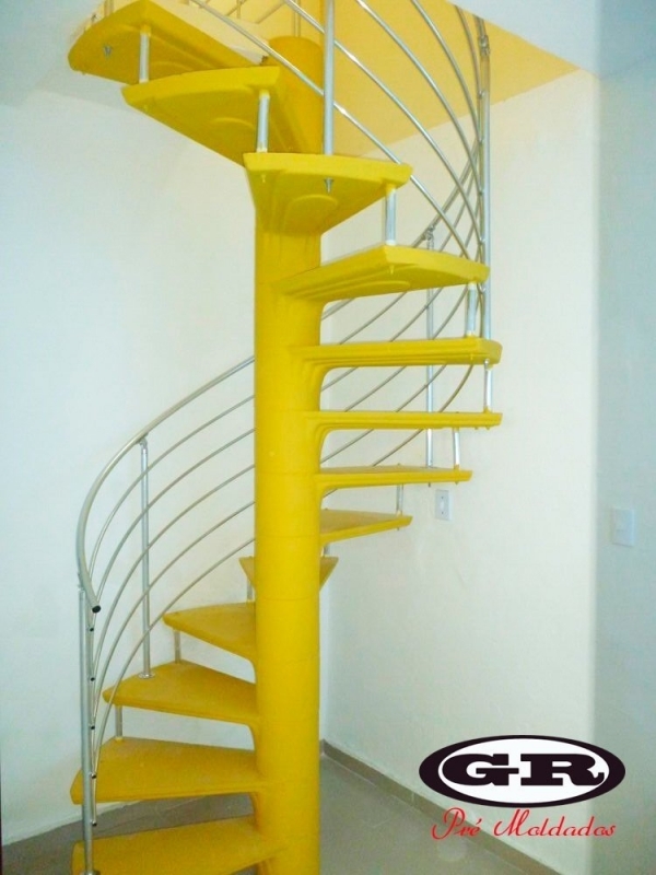 Profissional Que Faz Escada Caracol Concreto com Corrimão Ferraz de Vasconcelos - Escada Caracol de Concreto com Corrimão