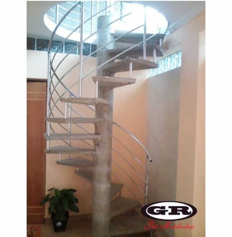 Profissional Que Faz Escada Caracol Pré Moldada de Concreto Vila Urupês - Escada Tipo Caracol de Concreto