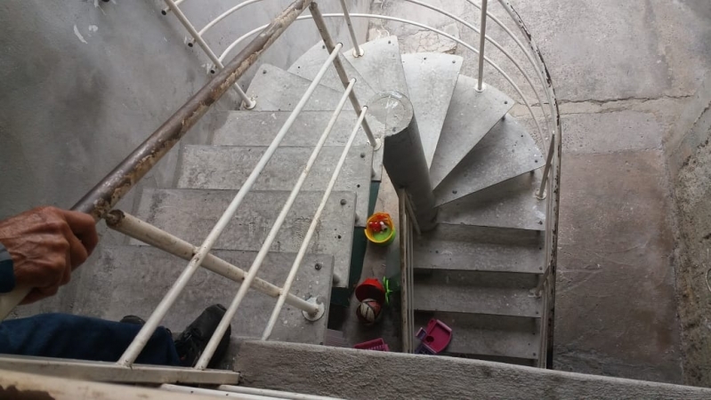 Profissional Que Faz Escada Tipo Caracol de Concreto Vila Theodoro - Escada Caracol de Concreto com Corrimão