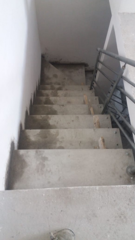 Quem Faz Escada em L Externa Jd Robru - Escada de Concreto em L