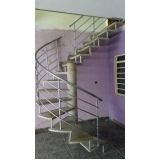 escada espiral de concreto valores Casa Vermelha