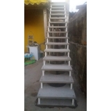 escada reta concreto pré moldada preço Jardim Miriam