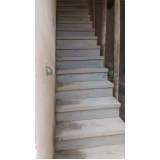 escada reta concreto pré moldada Guapituba