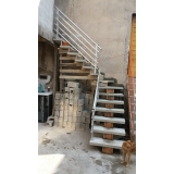 escadas em l de concreto Vila NAncy