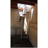 procuro por escada caracol de concreto com corrimão Jardim Luciana