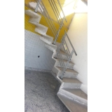 quem faz escada em l de concreto COHAB Guianases